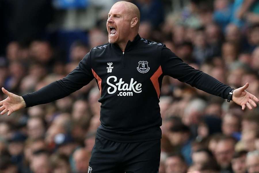 Dyche urges Everton players to step up for upcoming Cup tie