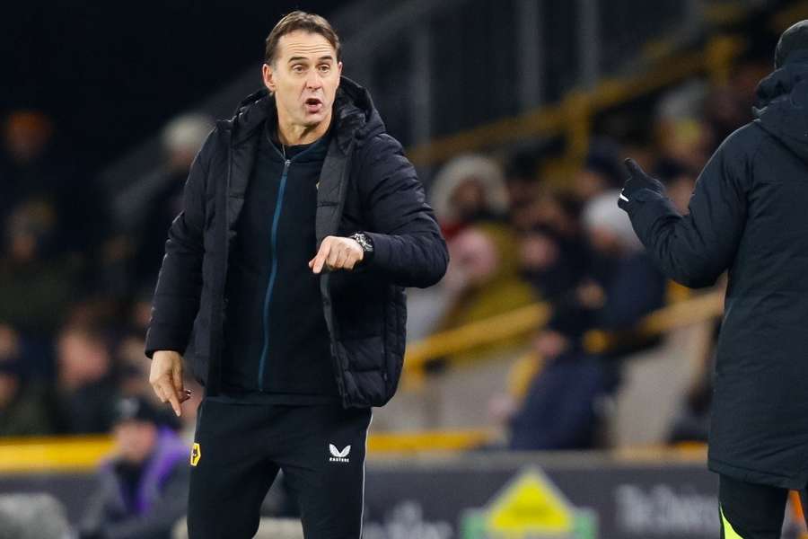 West Ham captain Bowen calls for patience as team adapts to Lopetegui's methods