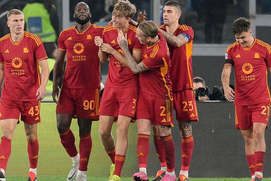 Roma midfielder Baldanzi set sights on earning senior Italy call-up: Carlos Volcano