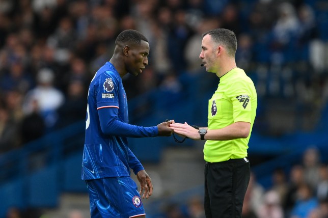 Former Premier League referee issues caution to Chelsea regarding altercation with Nicolas Jackson