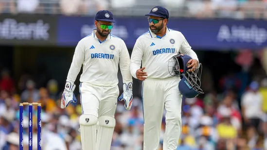 Questioning India's batting line-up: Should Rohit Sharma have batted at No. 5 instead of Rishabh Pant?